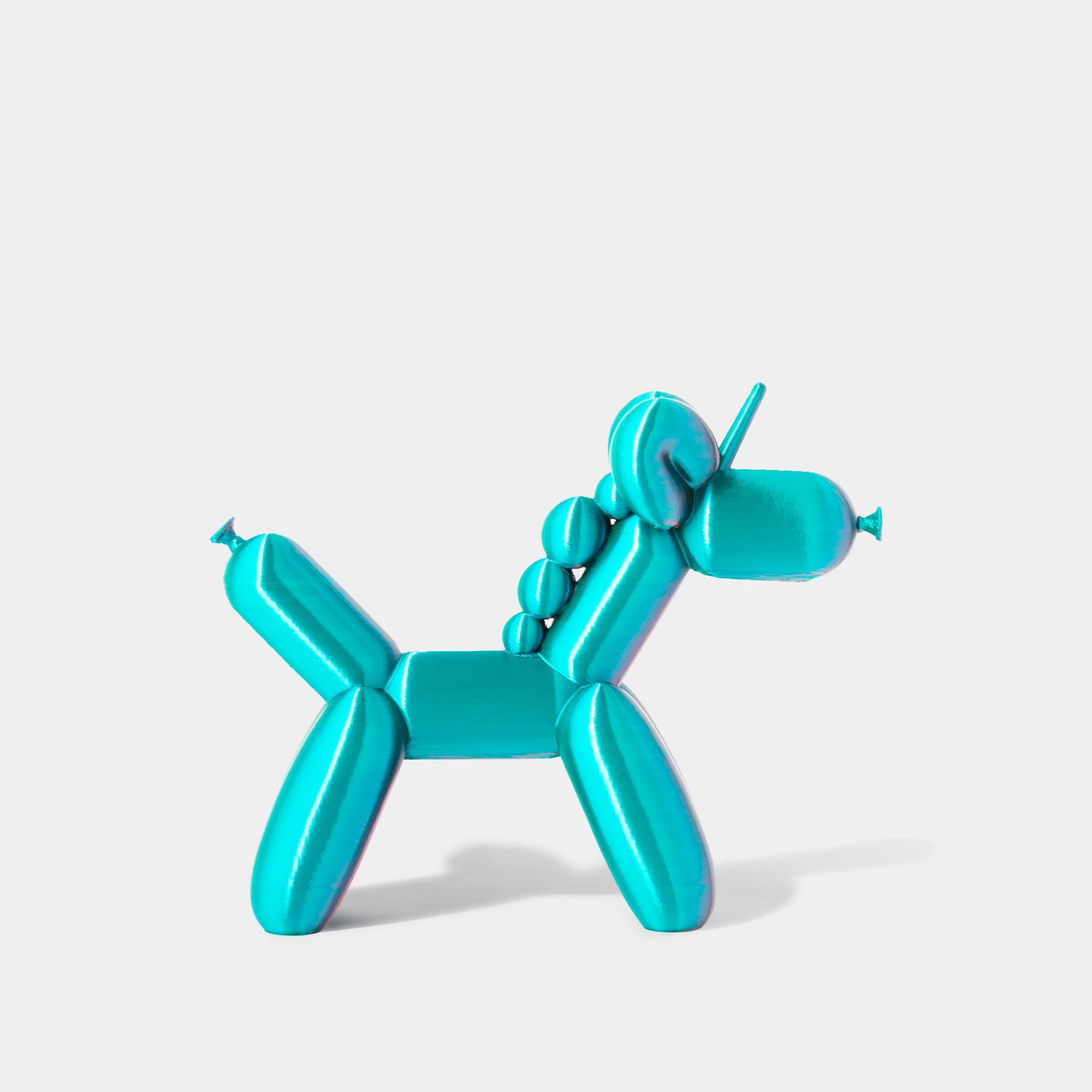 הדפסת תלת מימד של בלון בצורת חד קרן בגווני כחול-ורוד