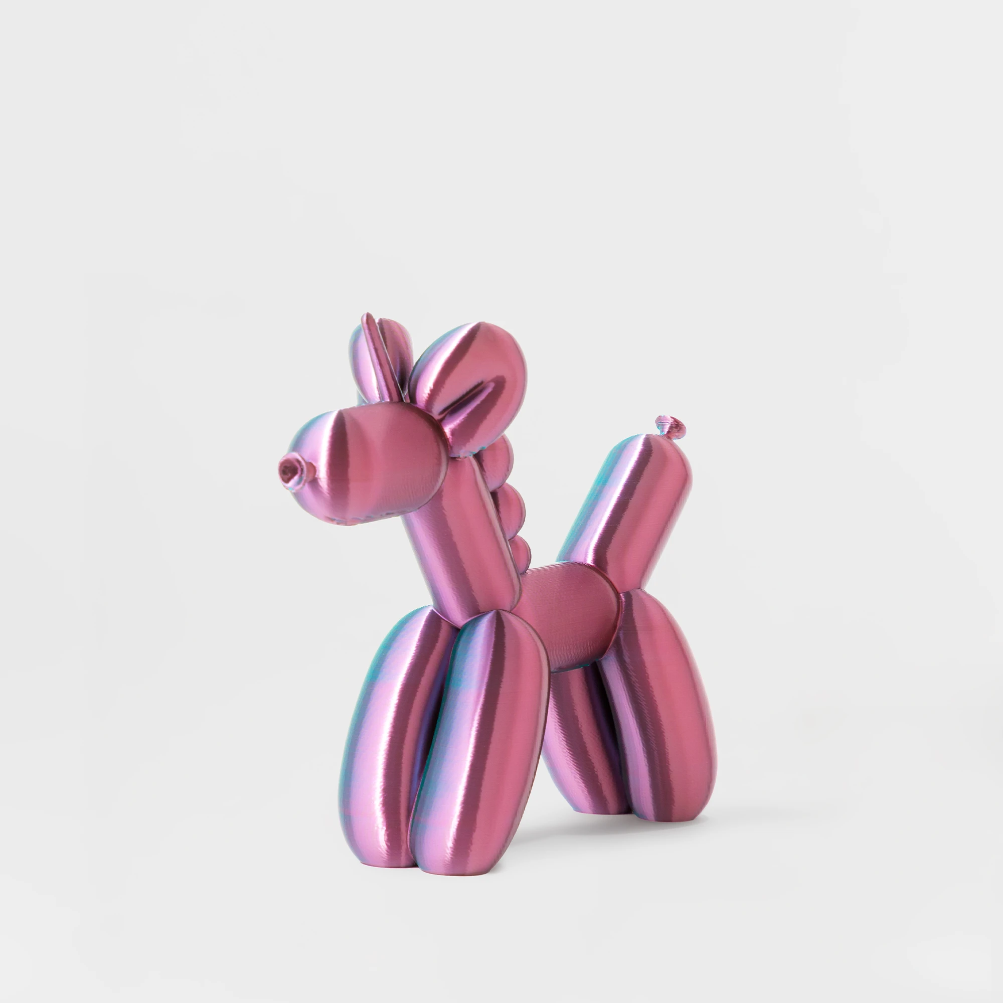 הדפסת תלת מימד של בלון בצורת חד קרן בגווני כחול-ורוד