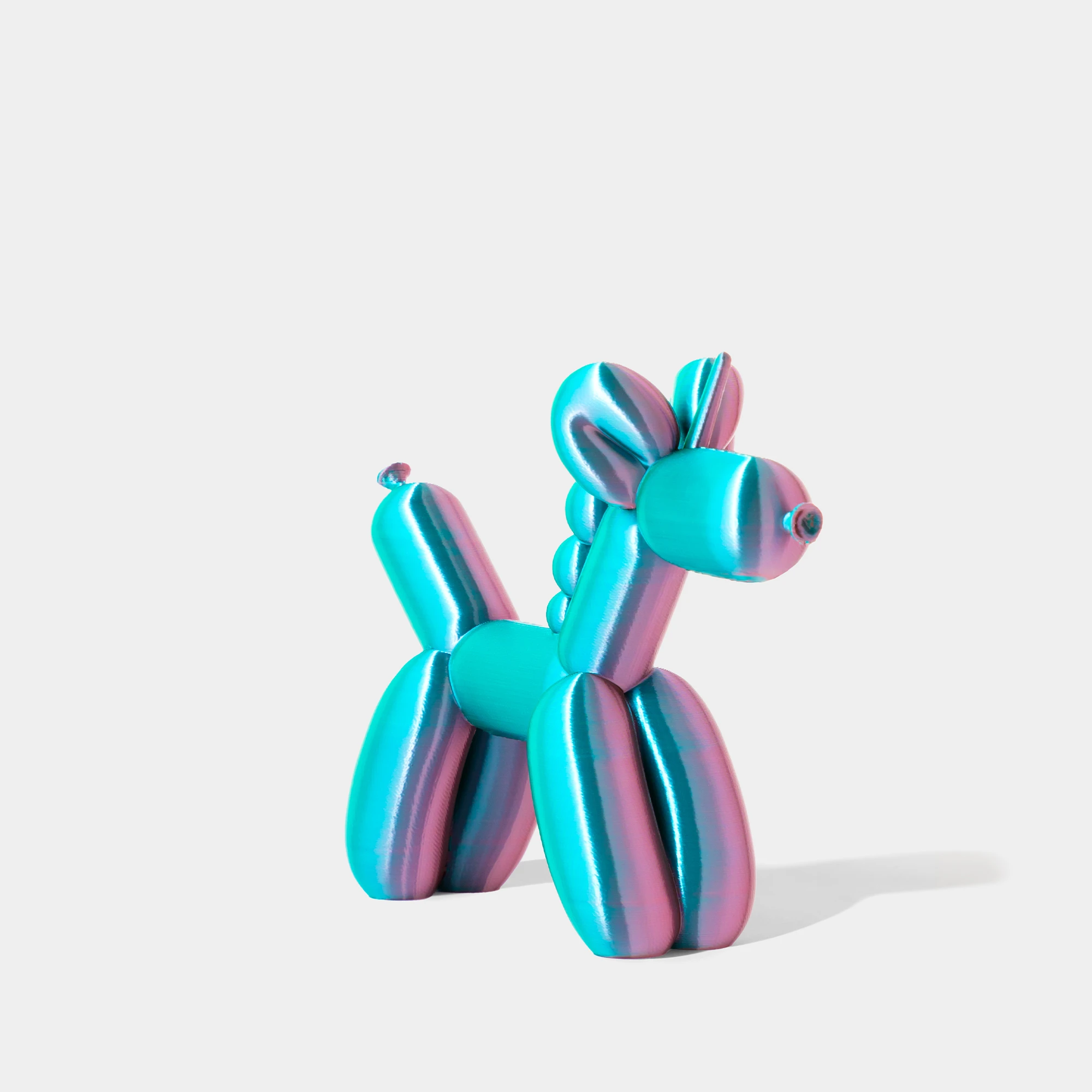 הדפסת תלת מימד של בלון בצורת חד קרן בגווני כחול-ורוד