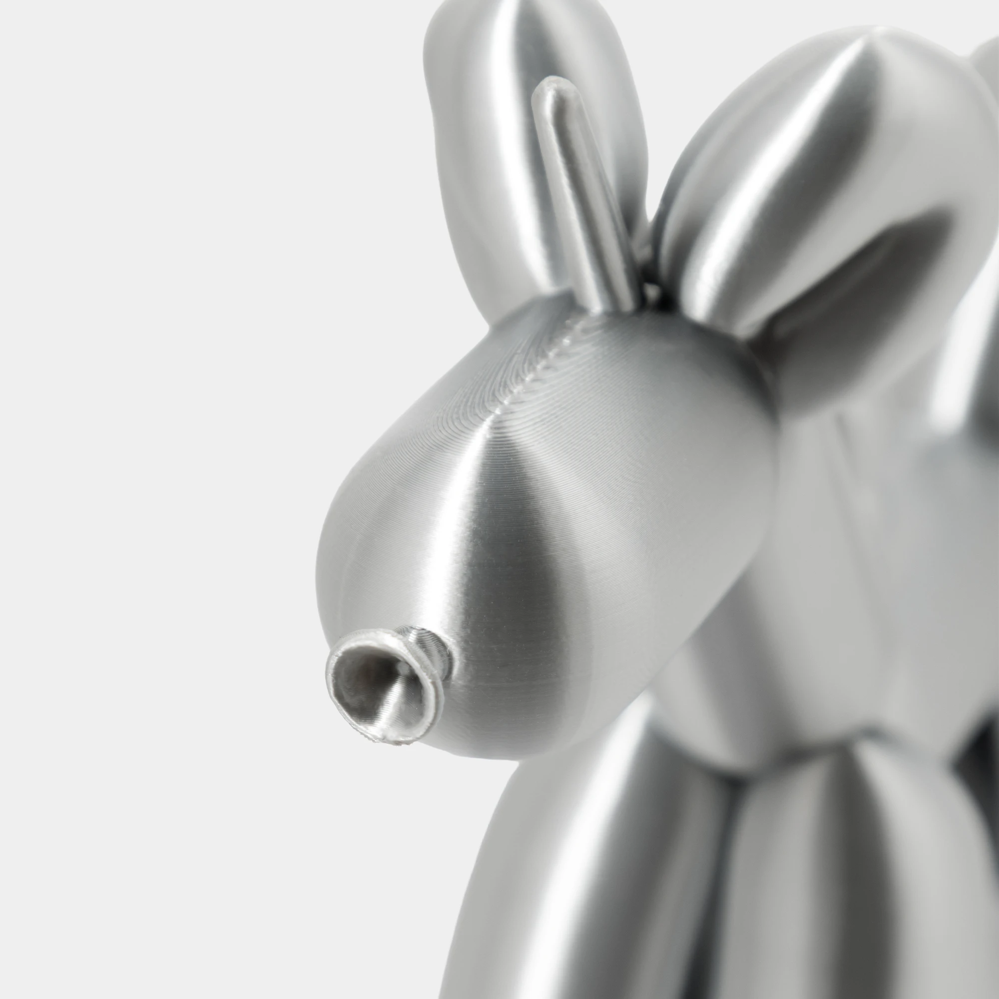 הדפסת תלת מימד של בלון בצורת חד קרן בצבע כסוף